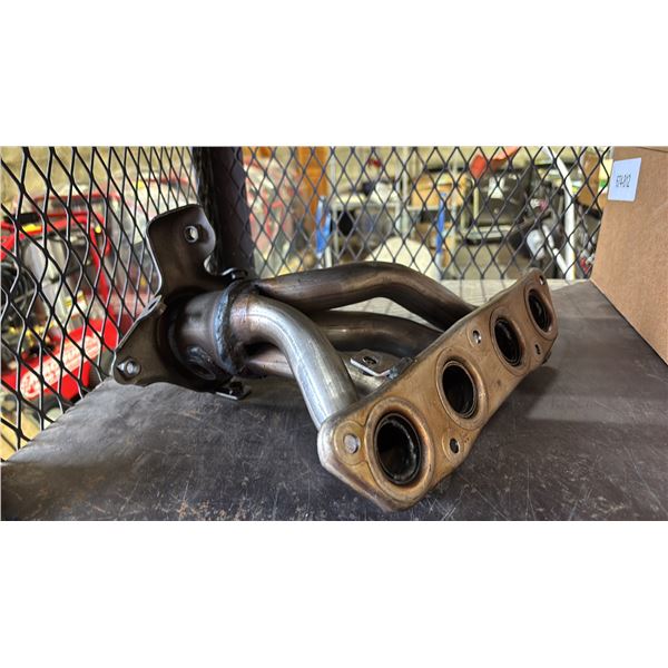 DORMAN 674-812 EXHAUST MANIFOLD