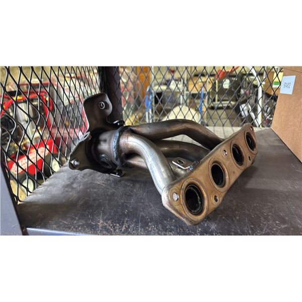 DORMAN 674-812 EXHAUST MANIFOLD