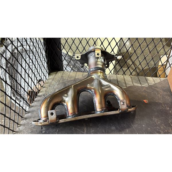 DORMAN 674-810 EXHAUST MANIFOLD