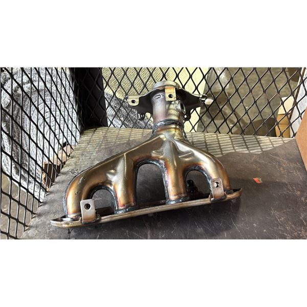 DORMAN 674-810 EXHAUST MANIFOLD