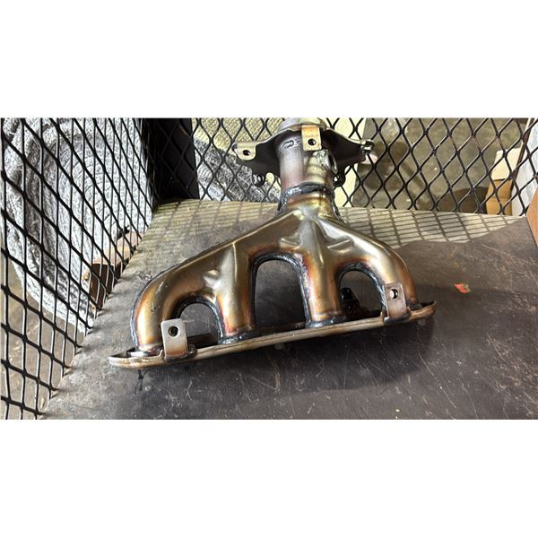 DORMAN 674-810 EXHAUST MANIFOLD