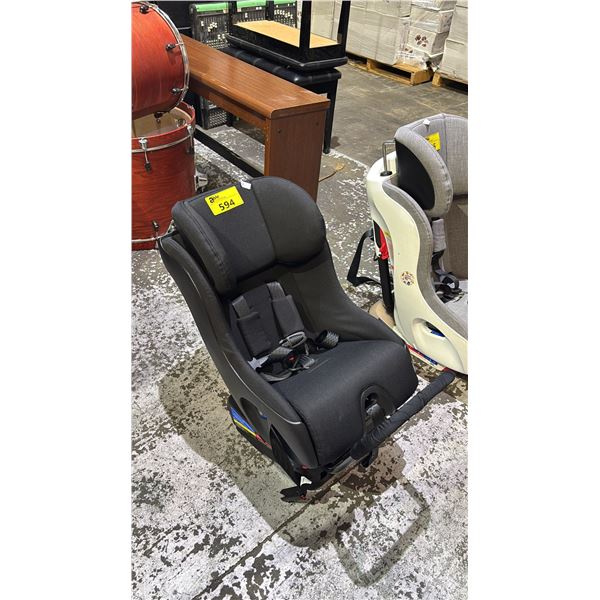 CLEK FOONF BLACK CONVERTIBLE CAR SEAT: DATE OF MANUFACTURE APRIL 3, 2025