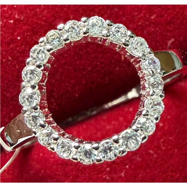 10K (1.5G) NATURAL DIAMOND (0.25CT) RING (SIZE 8) SUGGESTED RETAIL VALUE $2400