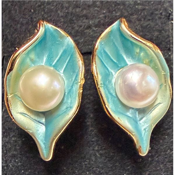 BASE METAL GENUINE PEARL EARRINGS