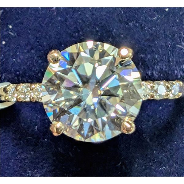 10K (2.14g) MOISSANITE (1.37CT)RING (SIZE 5.75) APPRAISED INSURANCE VALUE $1665