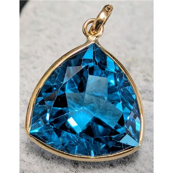 10K (1.63G)  BLUE TOPAZ (7ct) PENDANT APPRAISED INSURANCE VALUE $620
