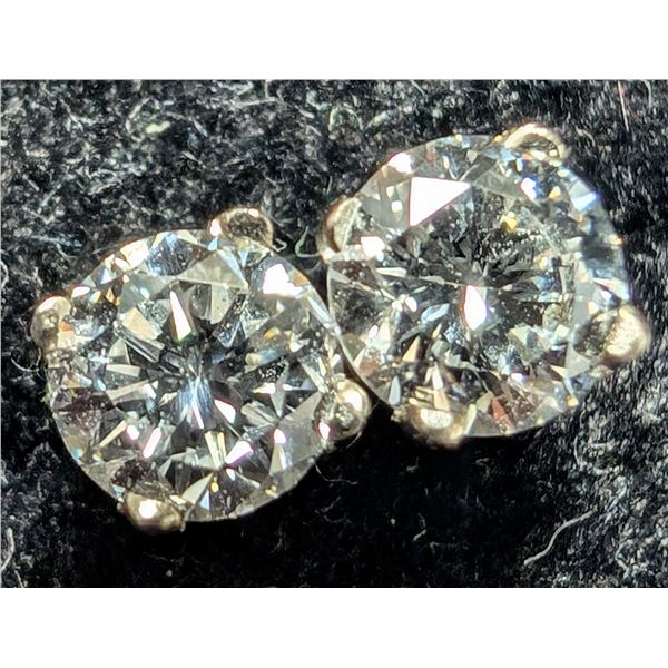 14K WHITE GOLD 0.45G LAB DIAMOND 0.32CT   EARRINGS APPRAISED INSURANCE VALUE $900