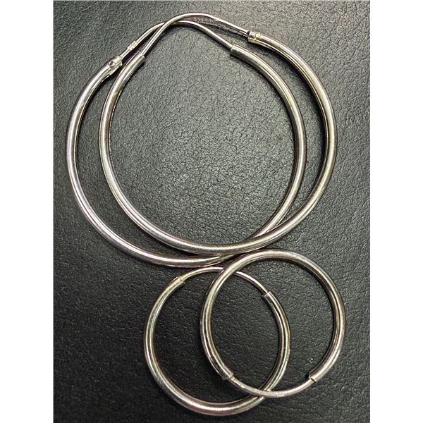 SILVER (1.7G) 2 PARIS HOOP EARRING SET