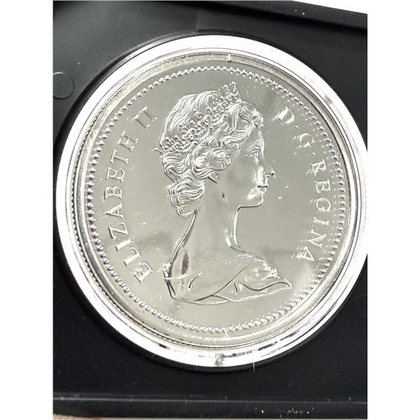 1975 CASED ONE DOLLAR CANADIAN COIN