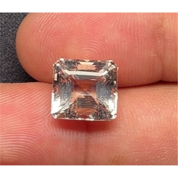 6.1 CT CERTIFIED MORGANITE GEMSTONE