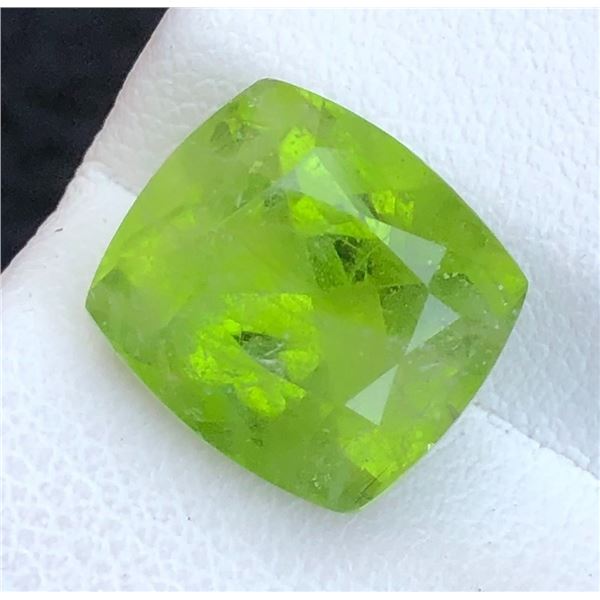 7.35 CT CERTIFIED HIMALAYAN PERIDOT GEMSTONE