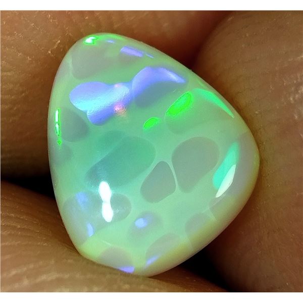 1.81 CT CERTIFIED WELO OPAL GEMSTONE