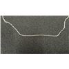 Image 2 : 14KT WHITE GOLD 0.8MM CHAIN NECKLACE - 22" LONG
