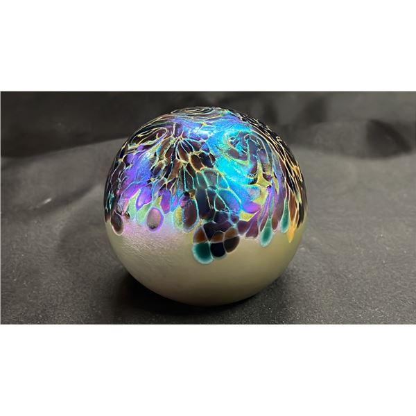 3" DIAMETER ROBERT HELD ART GLASS PAPERWEIGHT