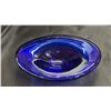 Image 2 : ART GLASS BOWL SIGNED "JB" (COULD JAN BENDA): 8.5"W X 6.25"D X 2.25"T