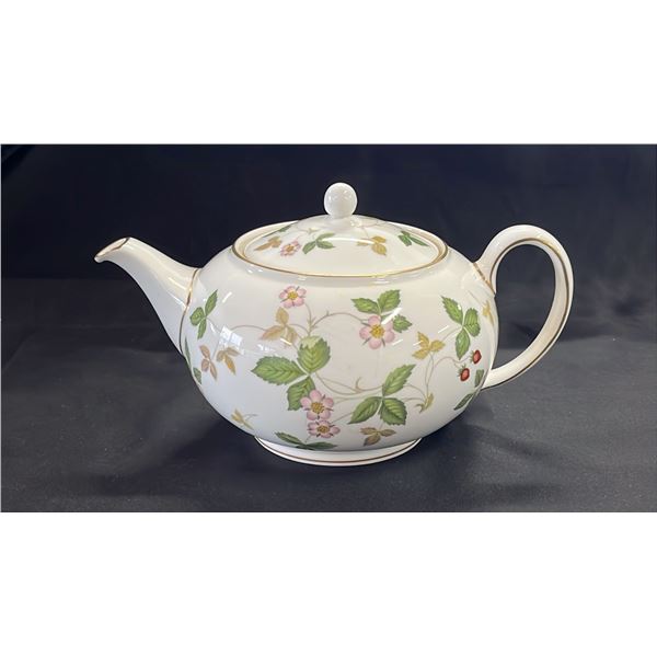 WEDGEWOOD "WILD STRAWBERRY" TEAPOT