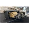 Image 7 : VINTAGE CAMERA EQUIPMENT