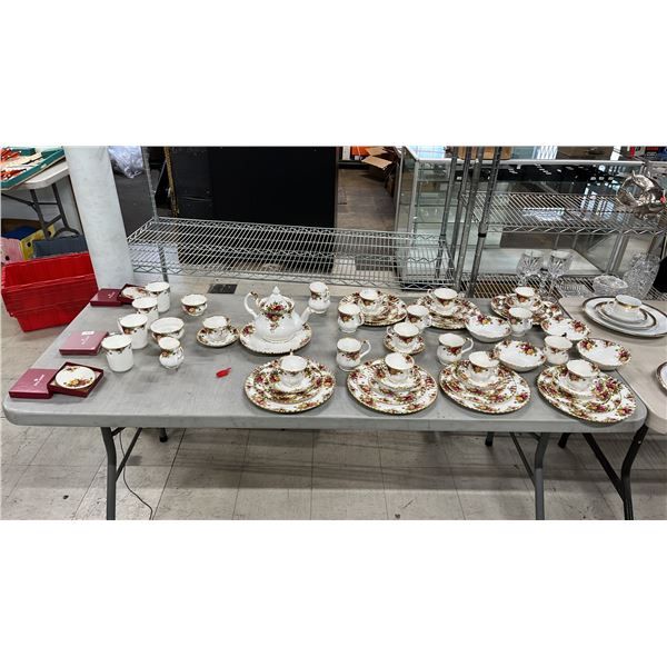 ROYAL ALBERT OLD COUNTRY ROSES BONE CHINA DISHWARE