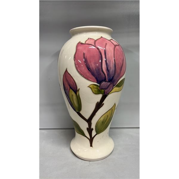 VINTAGE MOORCROFT MAGNOLIA VASE: 10.25" TALL