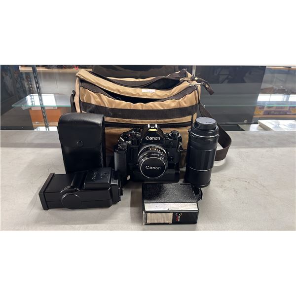 VINTAGE CANON A-1 FILM CANON, ASAHI 1:4/200 LENS & 2 FLASHES WITH CAMERA BAG