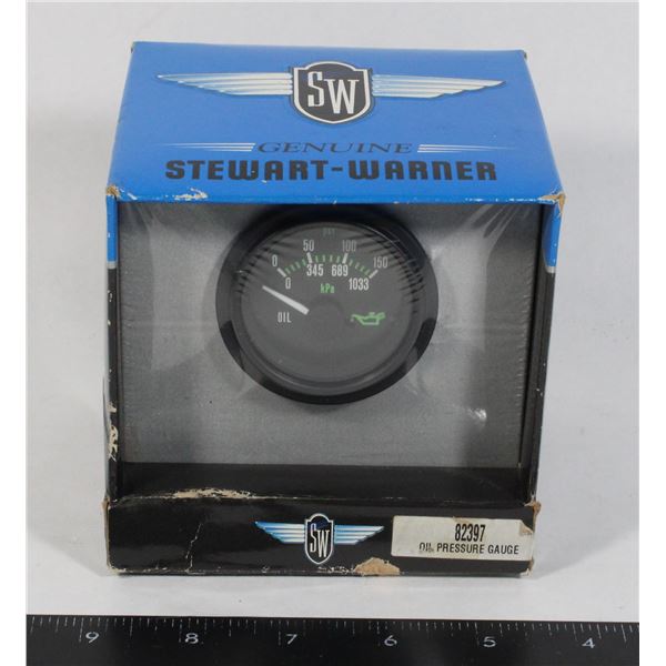 STEWART WARNER OIL PRESSURE GAUGE   NOS