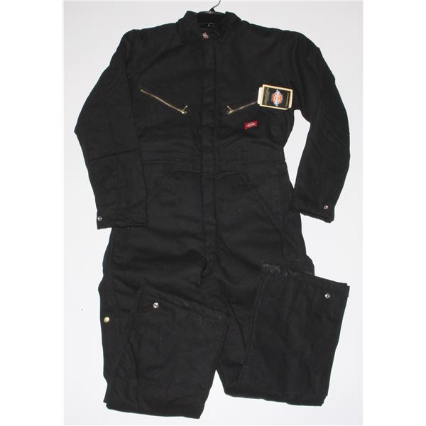 NEW DICKIES SIZE MEDIUM WINTER WORK COVERALLS