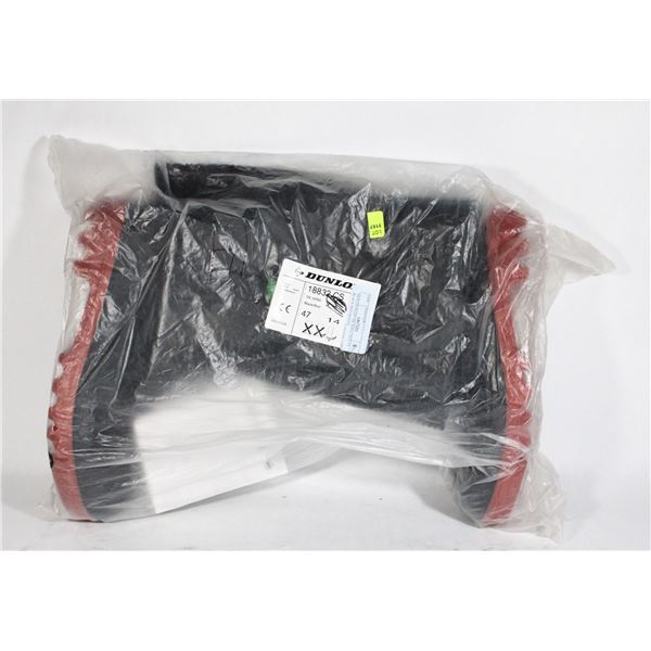 NEW DUNLOP OIL KING SIZE 14 BLACK/RED BOOTS