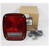 Image 1 : GROTE 50902 UNIVERSAL STOP-TURN TAIL LIGHT