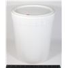 Image 1 : SMALL PLASTIC CONTAINER