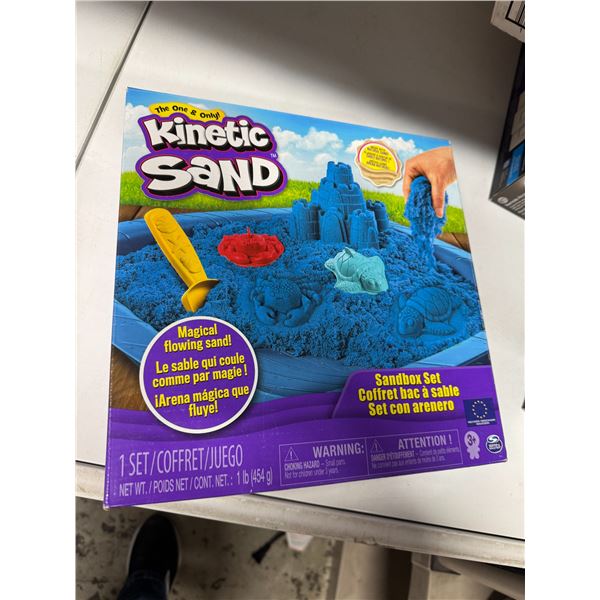 Kinetic sand