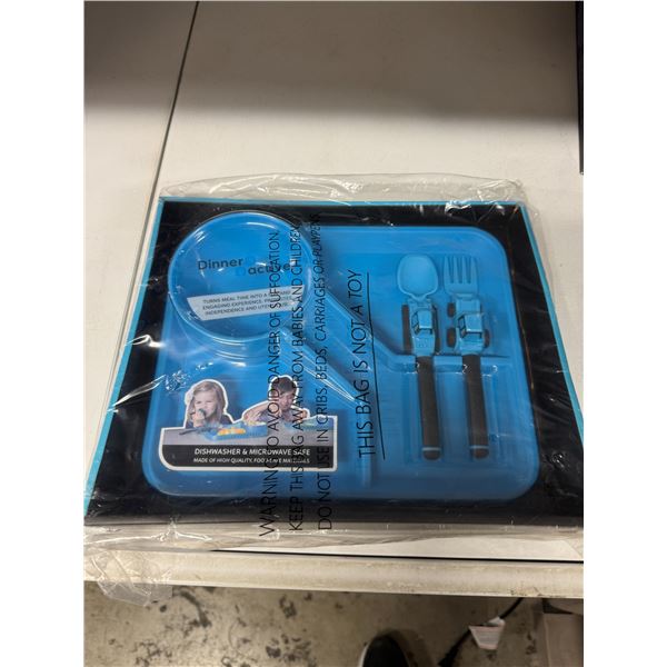 Dishwasher and microwave safe dinner active set