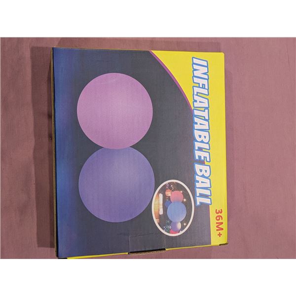 Light up inflatable ball