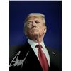 Image 1 : US President Donald Trump signed photo
