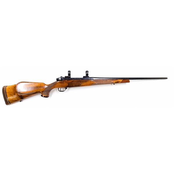 Weatherby Mark V Left Hand Bolt Action Rifle 300 Win Mag c/w Rings