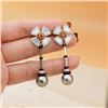 Image 3 : 18K Gold Tahitian Pearl Earrings