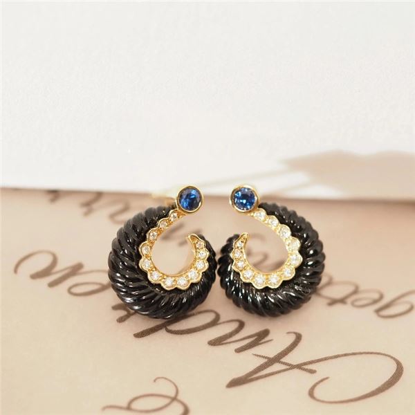 18K Gold Sapphire and Black Onyx Earrings