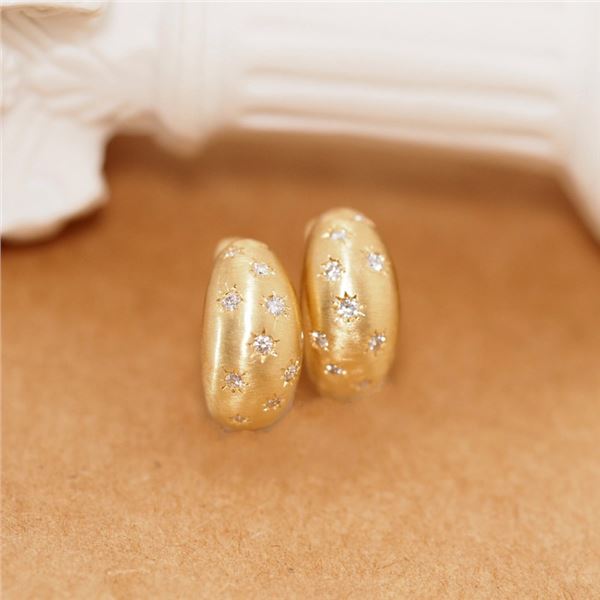 18K Gold Diamond Pea Earrings