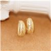 Image 1 : 18K Gold Diamond Pea Earrings