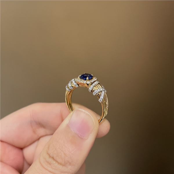 18K Gold Sapphire Ring