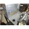 Image 2 : Porter Cable Circular saw/ Case