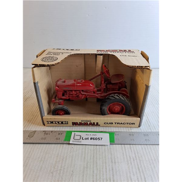 Die Cast 1/16 Scale Farmall Cub Tractor