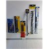 Image 1 : 16" Extension, 8 in 1 Socket Wrench, LED Light,Magnetic Nut Setter,Hex Key Set,Socket Holder