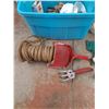 Image 3 : *Plastic Storage Tote 21" x 15" x 12", Flexible Funnel, Knee Pad, Garden Tools, Furniture Cover