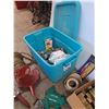 Image 7 : *Plastic Storage Tote 21" x 15" x 12", Flexible Funnel, Knee Pad, Garden Tools, Furniture Cover