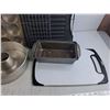 Image 5 : Cupcake Baking Trays, Bundt Pan, Loaf Pan, Cutting Board 15" x 9", Misc - PICK UP