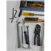Image 2 : Metal Brush, Hex Wrenches, Screwdrivers, Ice Scraper, Metal File, Tool Caddy, Vise Grips, Wrenches