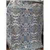 Image 1 : Ornate Patterned Rug - 60" x 40"