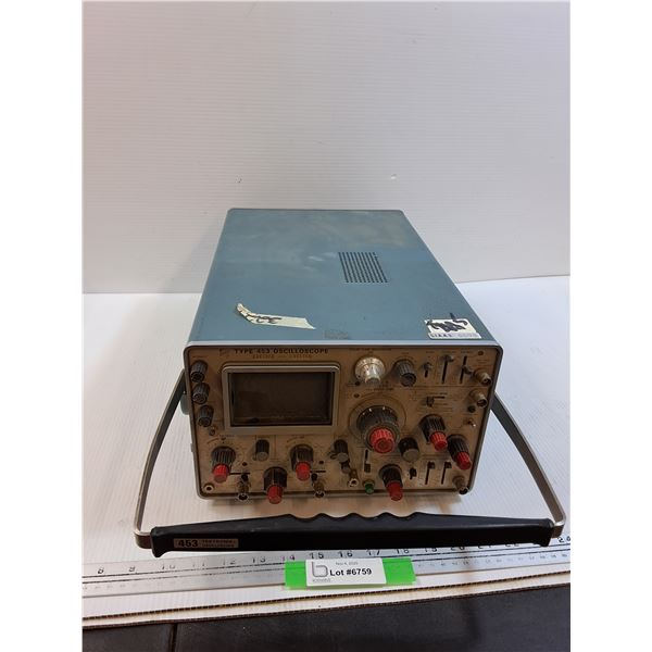 Oscilloscope - Powers on, as is