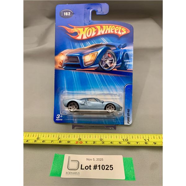 Hot Wheels Ford GT-40 Die-Cast Car 2005 Issue - NIB