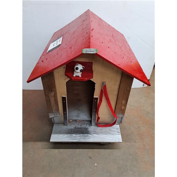 * Double Insulated Dog House - 31x36x35" - Pickup Only- Cart Not Included